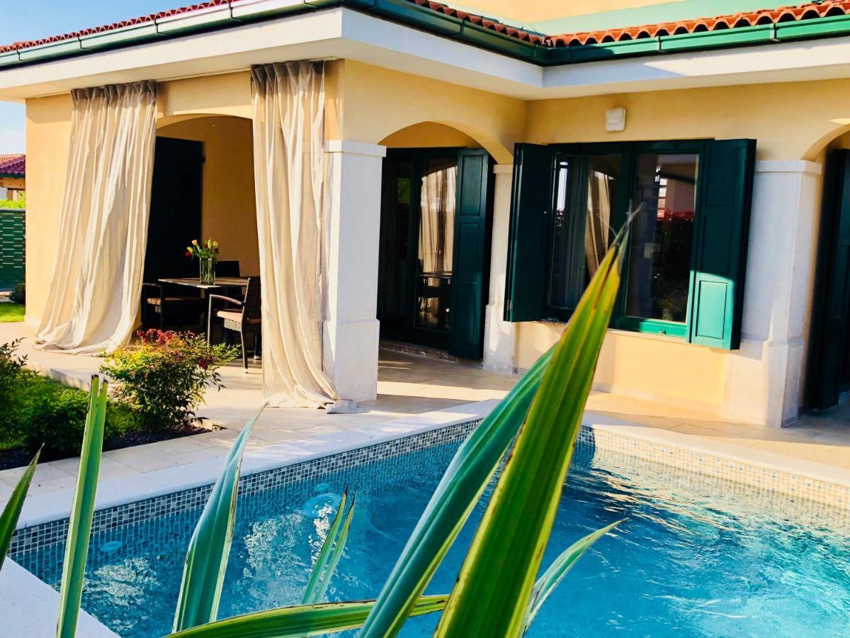 Private Villa "San Servolo House" With Sea View And Private Pool بوجي المظهر الخارجي الصورة
